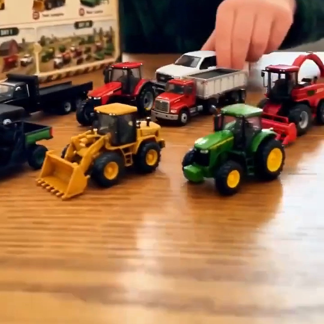 Adventskalender med 24 traktorer och lantbruksmaskiner