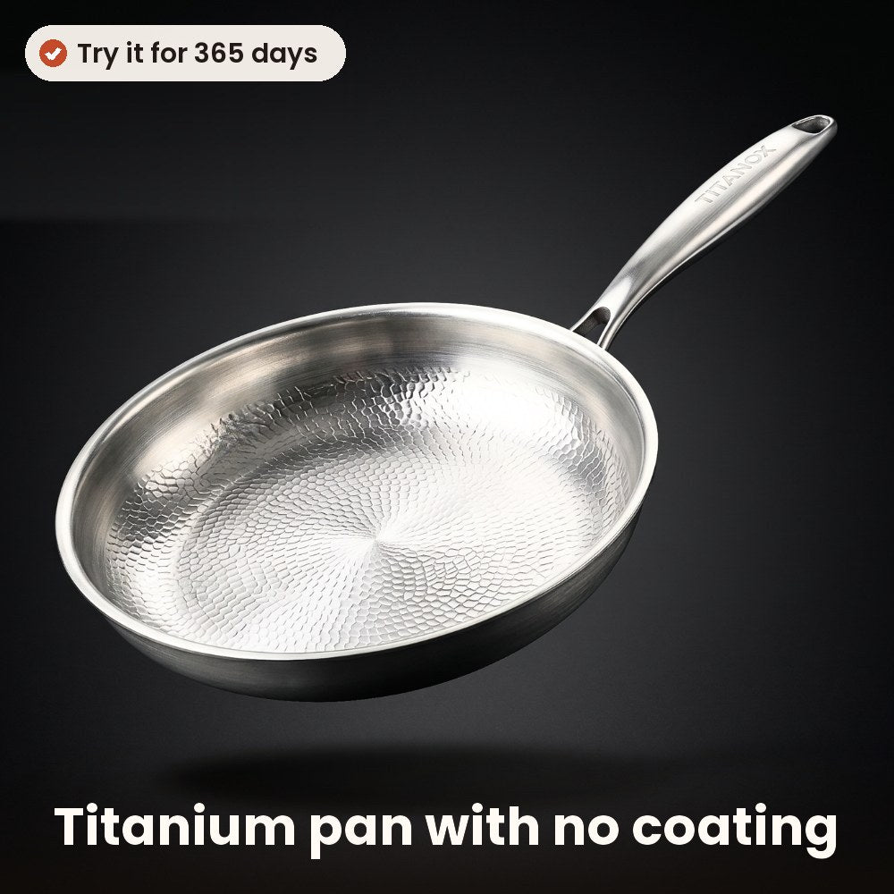 Uncoated titanium frying pan